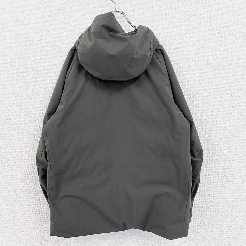 UNIQLO　ユニクロ　ハイブリッドダウンパーカ 3Dカット　ダウン90%　カーキ　Lサイズ　古着