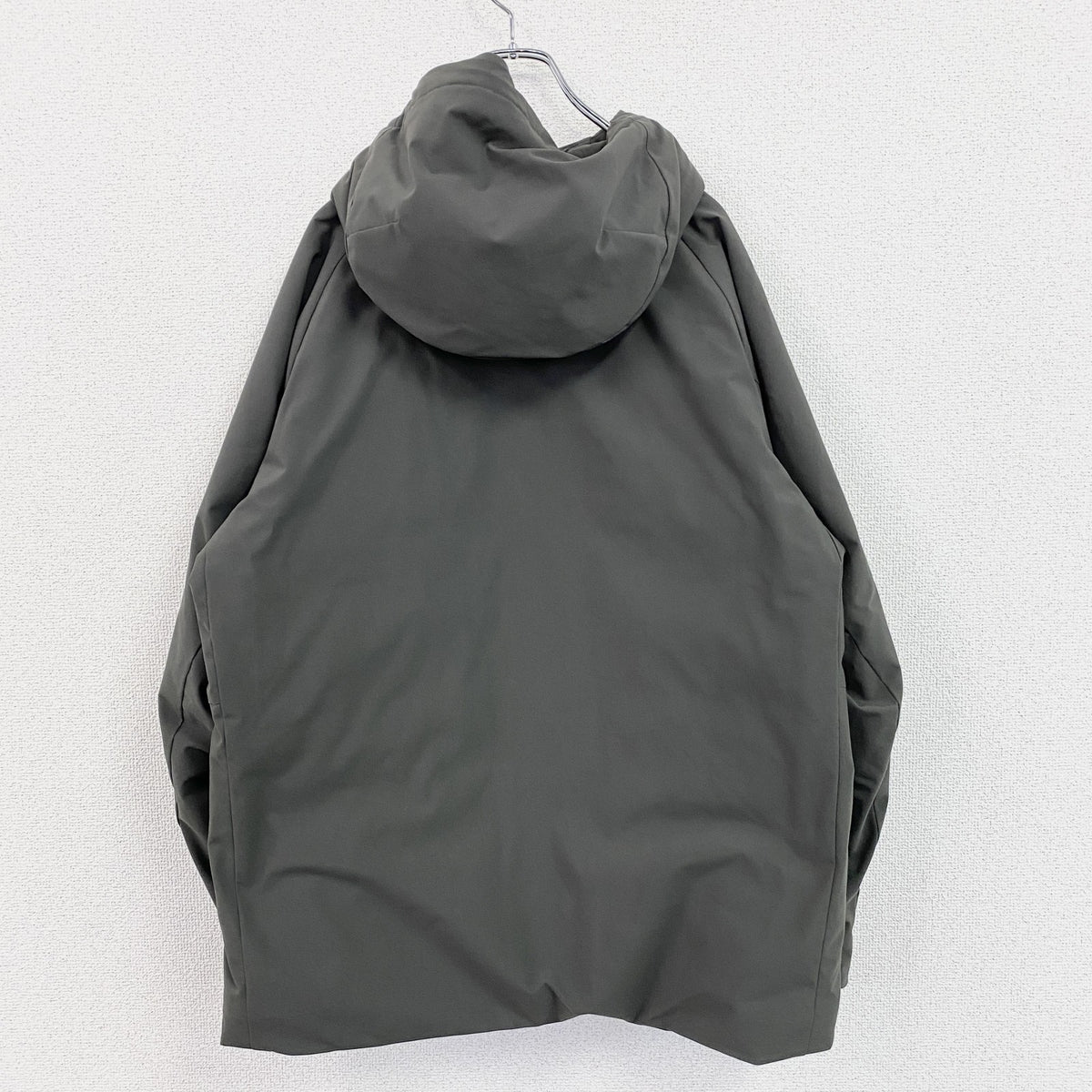 UNIQLO　ユニクロ　ハイブリッドダウンパーカ 3Dカット　ダウン90%　カーキ　Lサイズ　古着