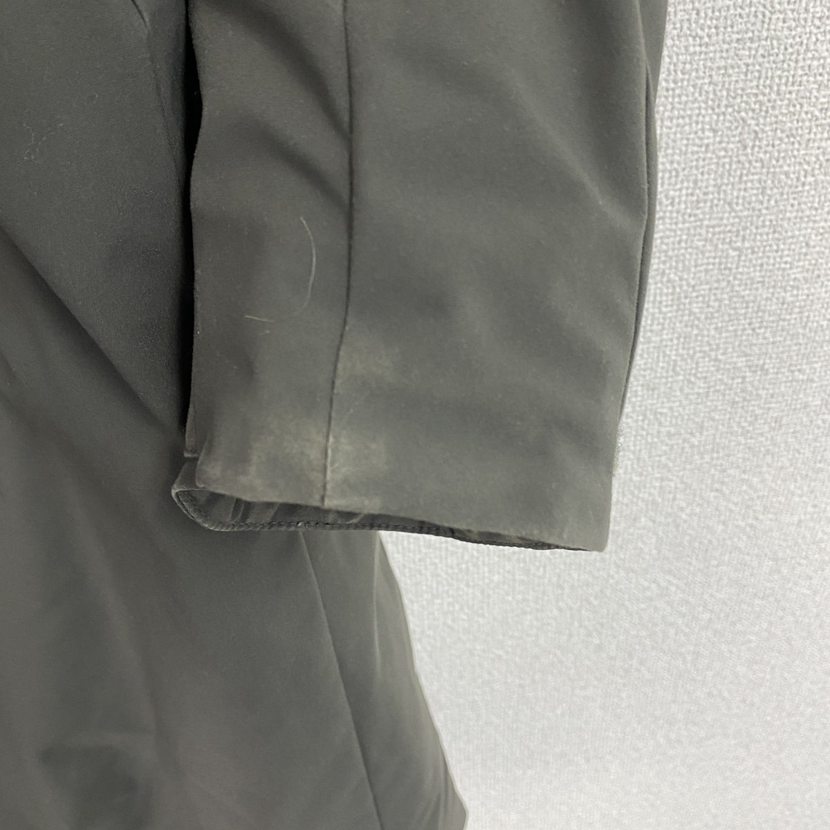 UNIQLO　ユニクロ　ハイブリッドダウンパーカ 3Dカット　ダウン90%　カーキ　Lサイズ　古着