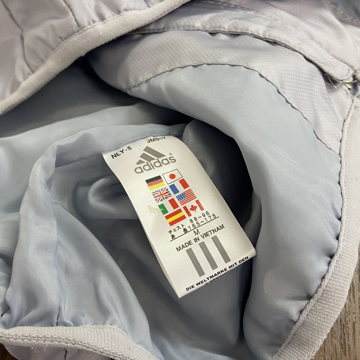 00s　adidas　アディダス　フルジップ中綿ジャケット　灰色　グレー　Mサイズ ダウン ダウンアウター メンズ 古着