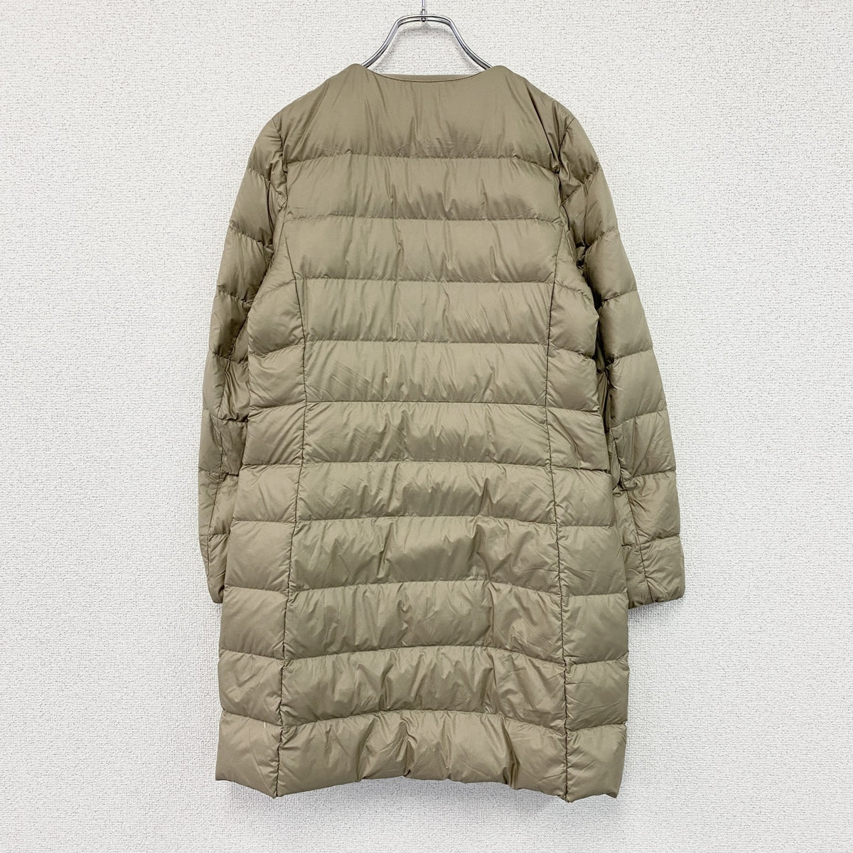 UNIQLO　ユニクロ　ウルトラライトダウンコンパクトコート　ダウン90%　ベージュ　Mサイズ　古着
