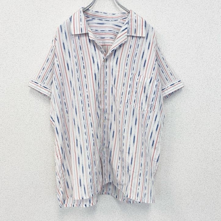 半袖プリント総柄シャツ　開襟　レトロデザイン　アロハ　清涼　ストライプ柄　胸ポケット　Mサイズ　古着