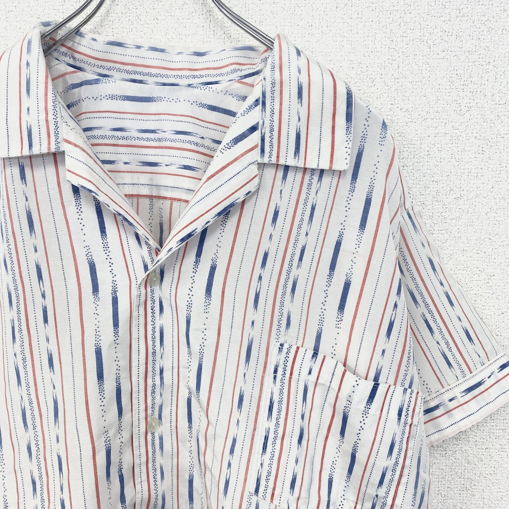 半袖プリント総柄シャツ　開襟　レトロデザイン　アロハ　清涼　ストライプ柄　胸ポケット　Mサイズ　古着