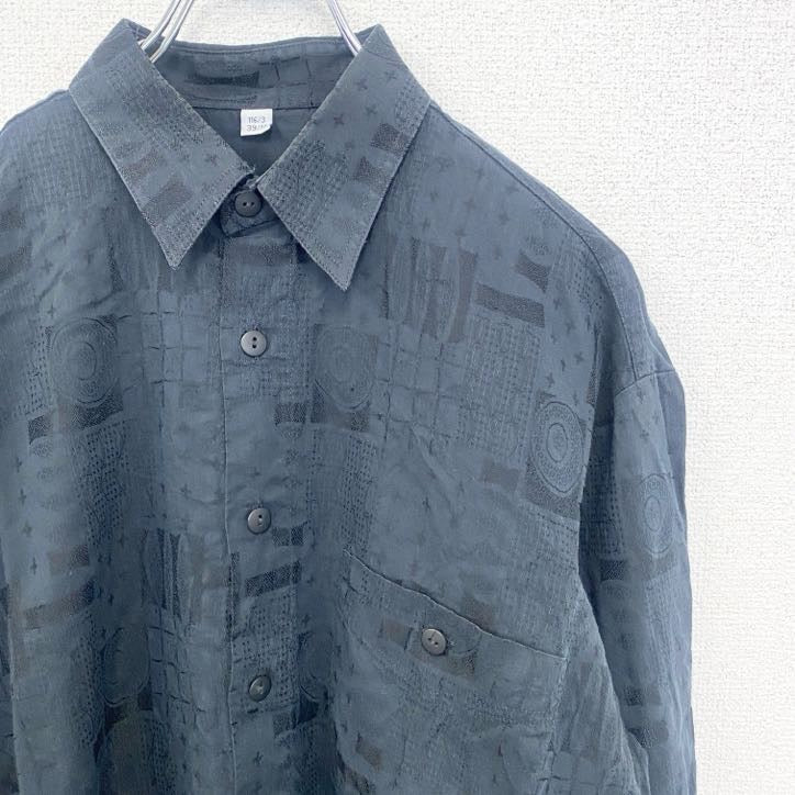 長袖総柄シャツ　レトロデザイン　個性的　シック　幾何学模様　胸ポケット　黒　ブラック　Lサイズ　古着