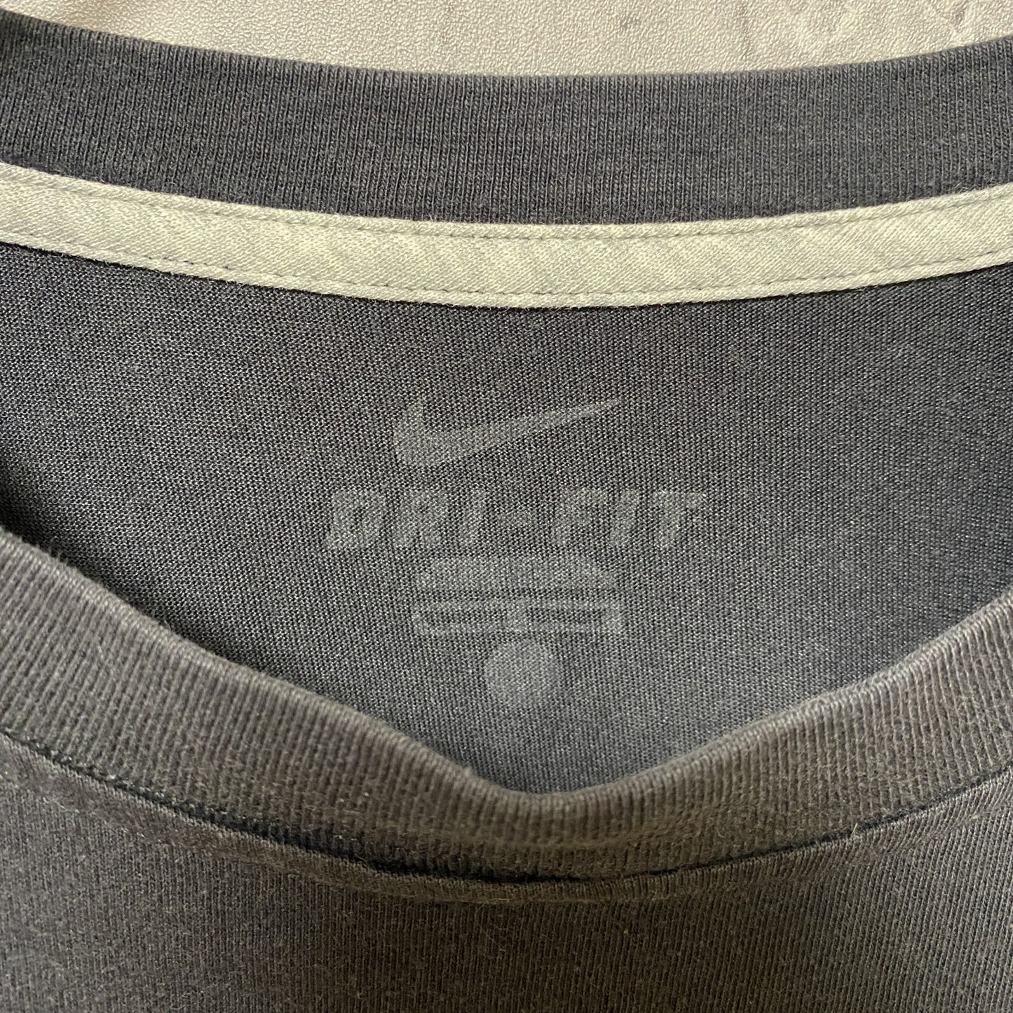 古着 used　NIKE　ナイキ　半袖クルーネックロゴプリントTシャツ　黒　ブラック　DRY FIT　スポーティー　Lサイズ