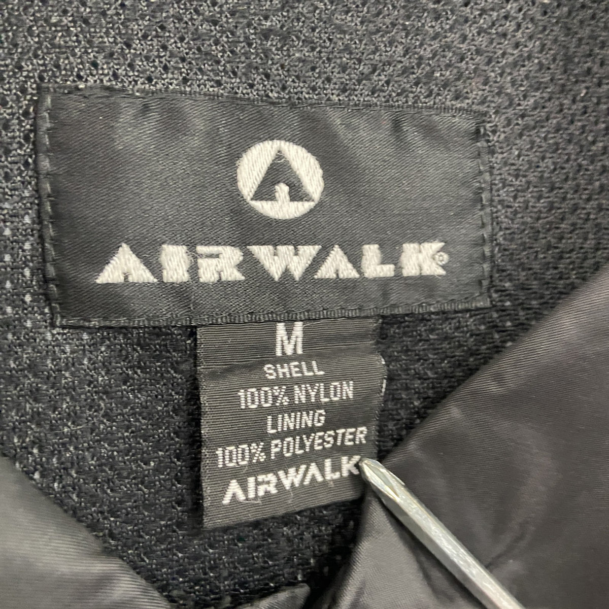90s　AIRWALK　エアウォーク　コーチジャケット　フルボタンナイロンジャケット　黒　ブラック　Mサイズ　　ヴィンテージ　古着