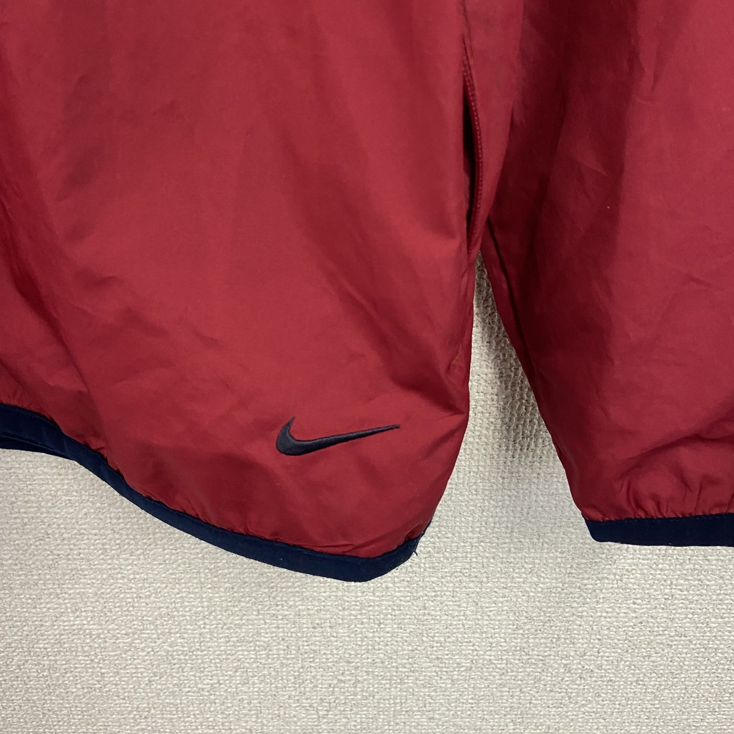 NIKE　ナイキ　ハーフジッププルオーバージャケット　赤　レッド　Sサイズ