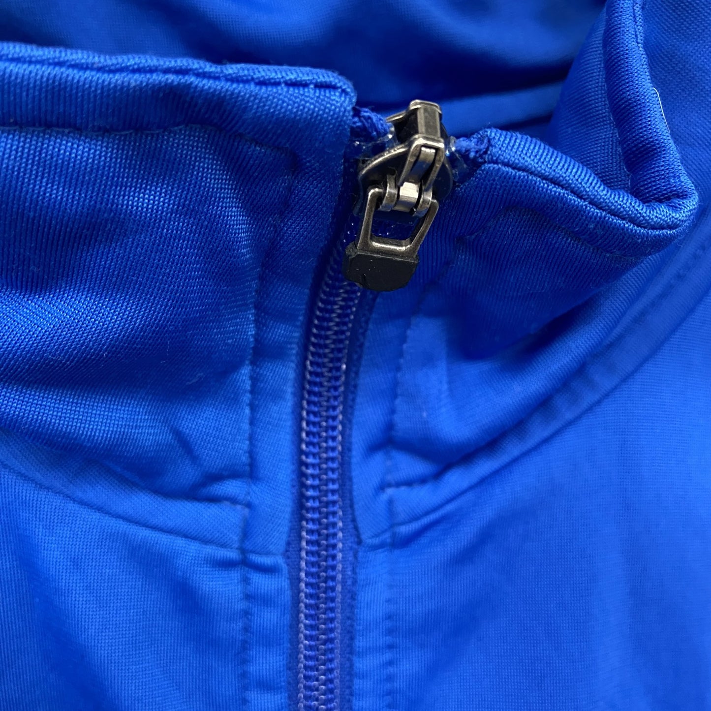 00s　NIKE　ナイキ　トラックジャケット/ジャージ　ヴィンテージ　刺繍ロゴ　スウッシュロゴ　青　ブルー　Mサイズ