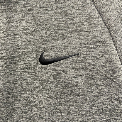NIKE　ナイキ　THERMA-FIT　フルジップスウェットパーカー/フーディー　灰色　グレー　Sサイズ