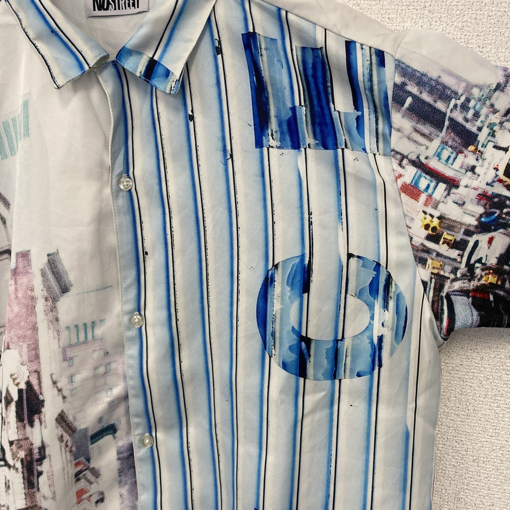 半袖プリント総柄シャツ　ストライプ　レトロデザイン　車　街並み　フルグラフィック　派手　青　ブルー　　古着