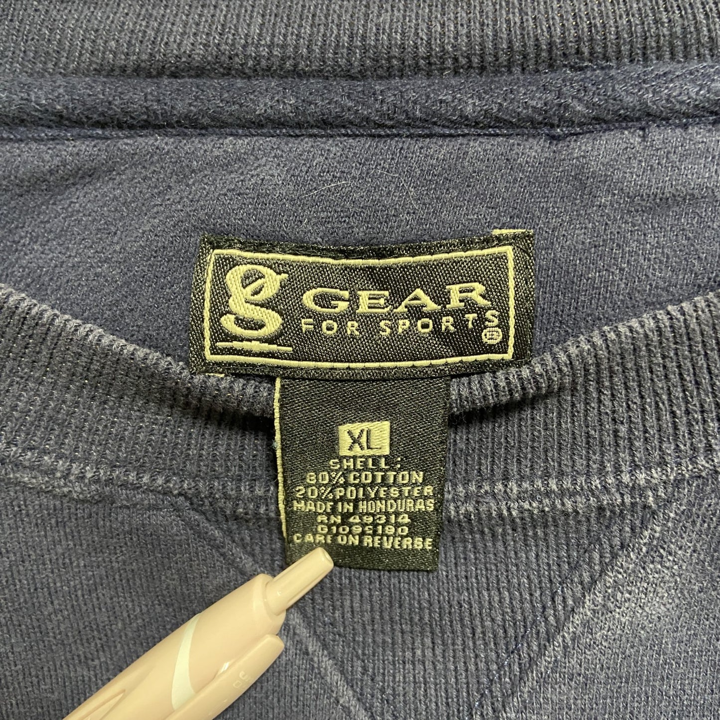 古着 used　GEARFORSPORTS　長袖クルーネックスウェット　トレーナー　ワンポイント刺繡　ビッグシルエット　XLサイズ