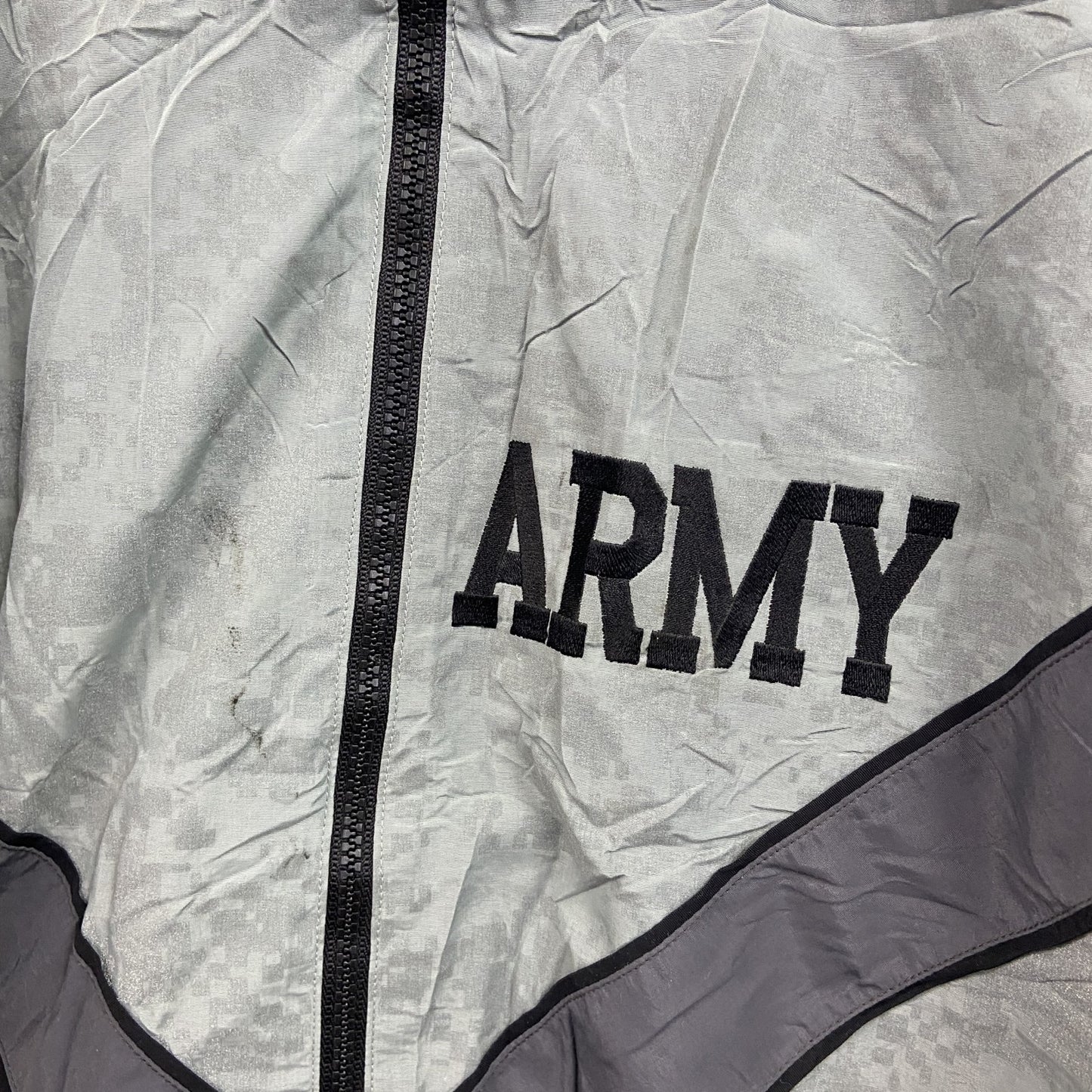 00s　米軍　U.S.ARMY　トレーニングジャケット　ナイロンジャケット　デジカモ　グレー　Mサイズ
