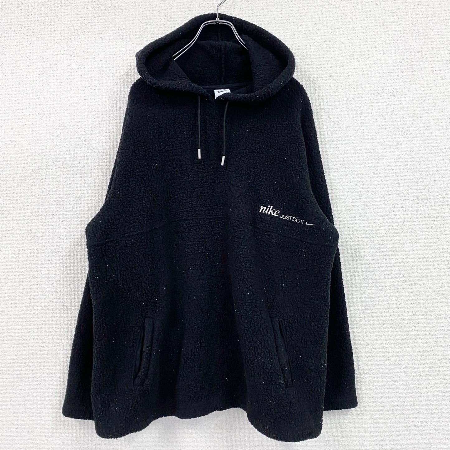 NIKE　ナイキ　フリースパーカー/フーディー　スウッシュ　ポケット付き　黒　ブラック　XLサイズ