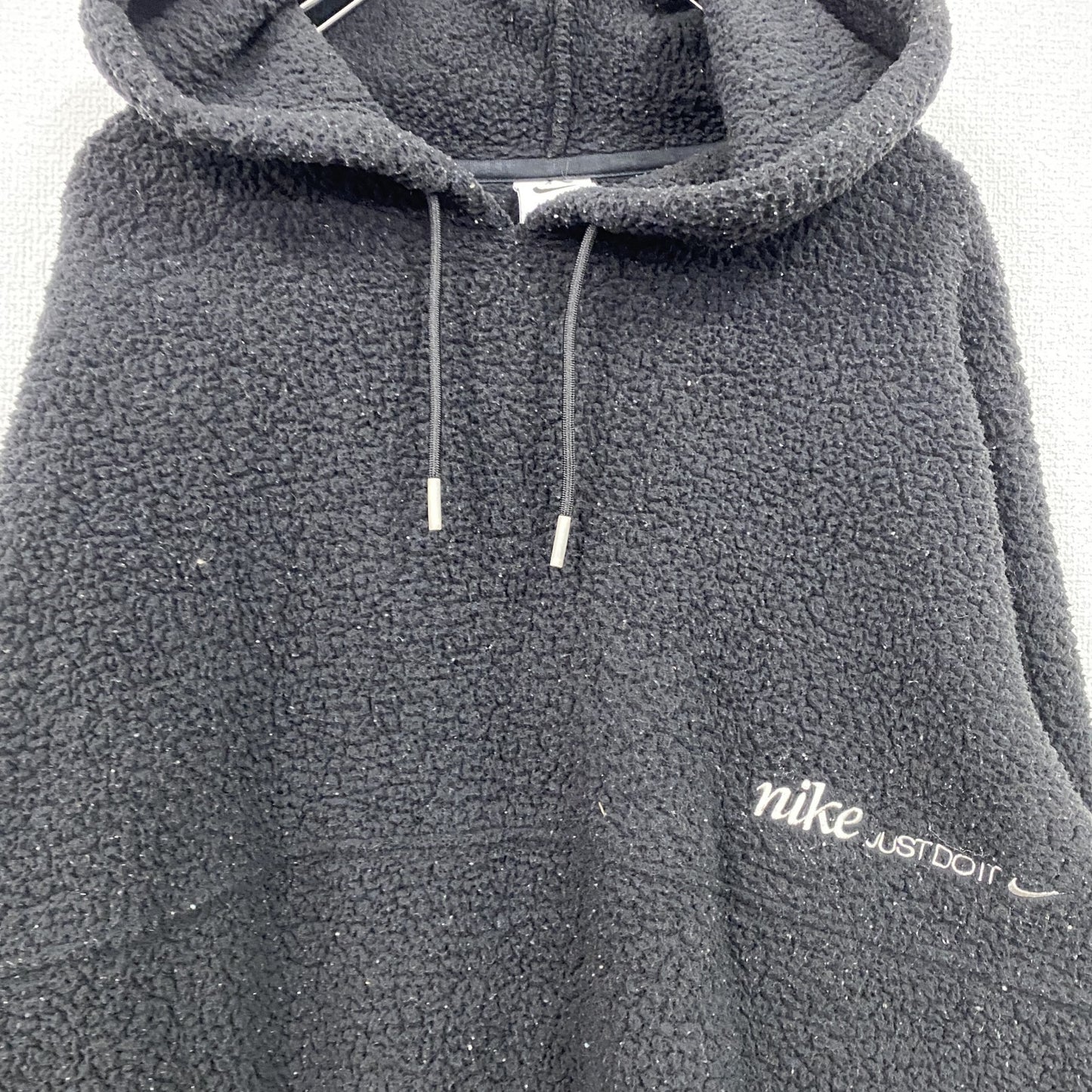 NIKE　ナイキ　フリースパーカー/フーディー　スウッシュ　ポケット付き　黒　ブラック　XLサイズ