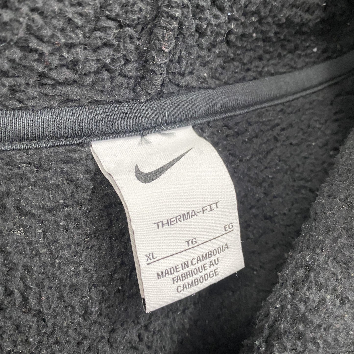 NIKE　ナイキ　フリースパーカー/フーディー　スウッシュ　ポケット付き　黒　ブラック　XLサイズ