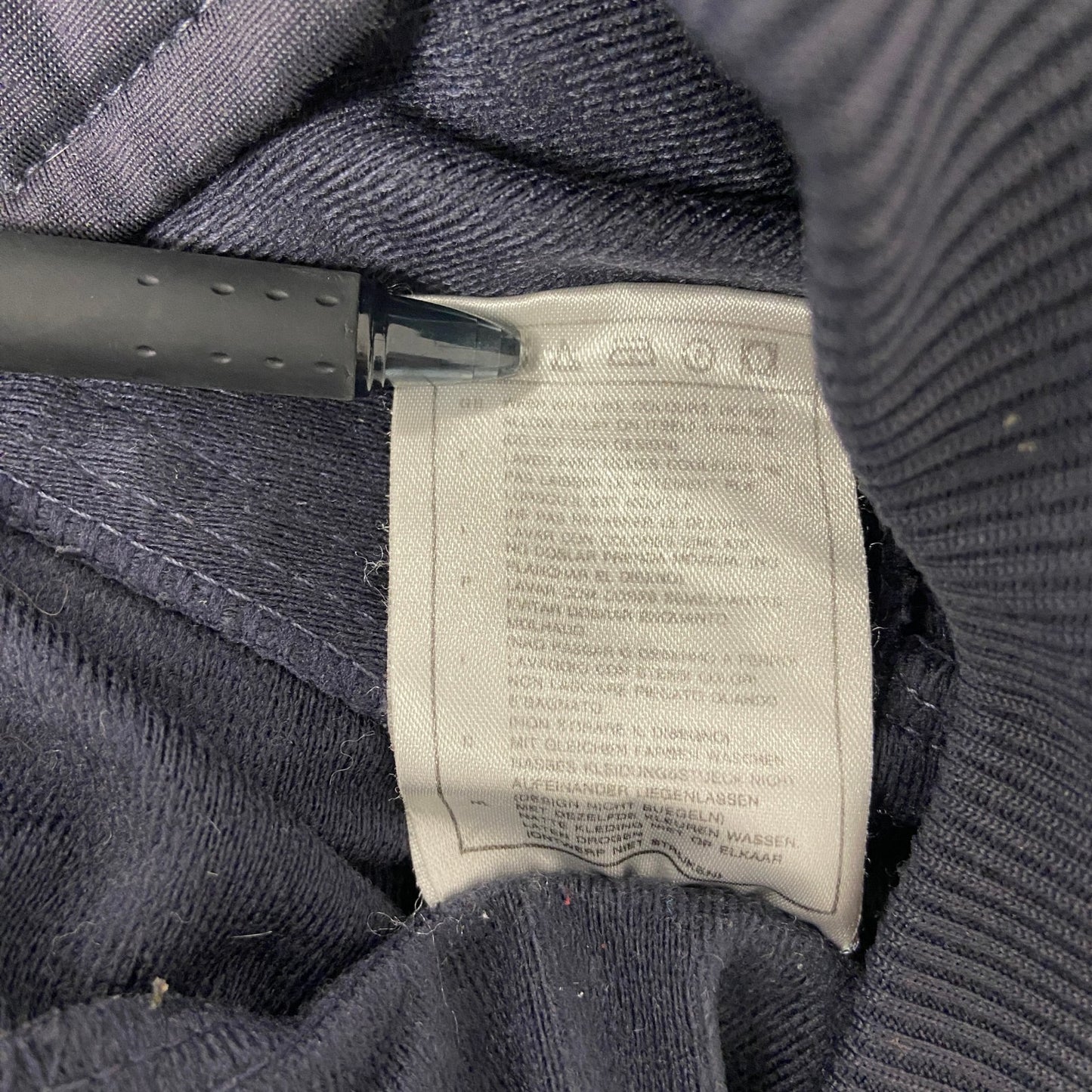 90s　NIKE　ナイキ　トラックジャケット/ジャージ　刺繍ロゴ　スウッシュロゴ　ヴィンテージ　ブラック　Sサイズ