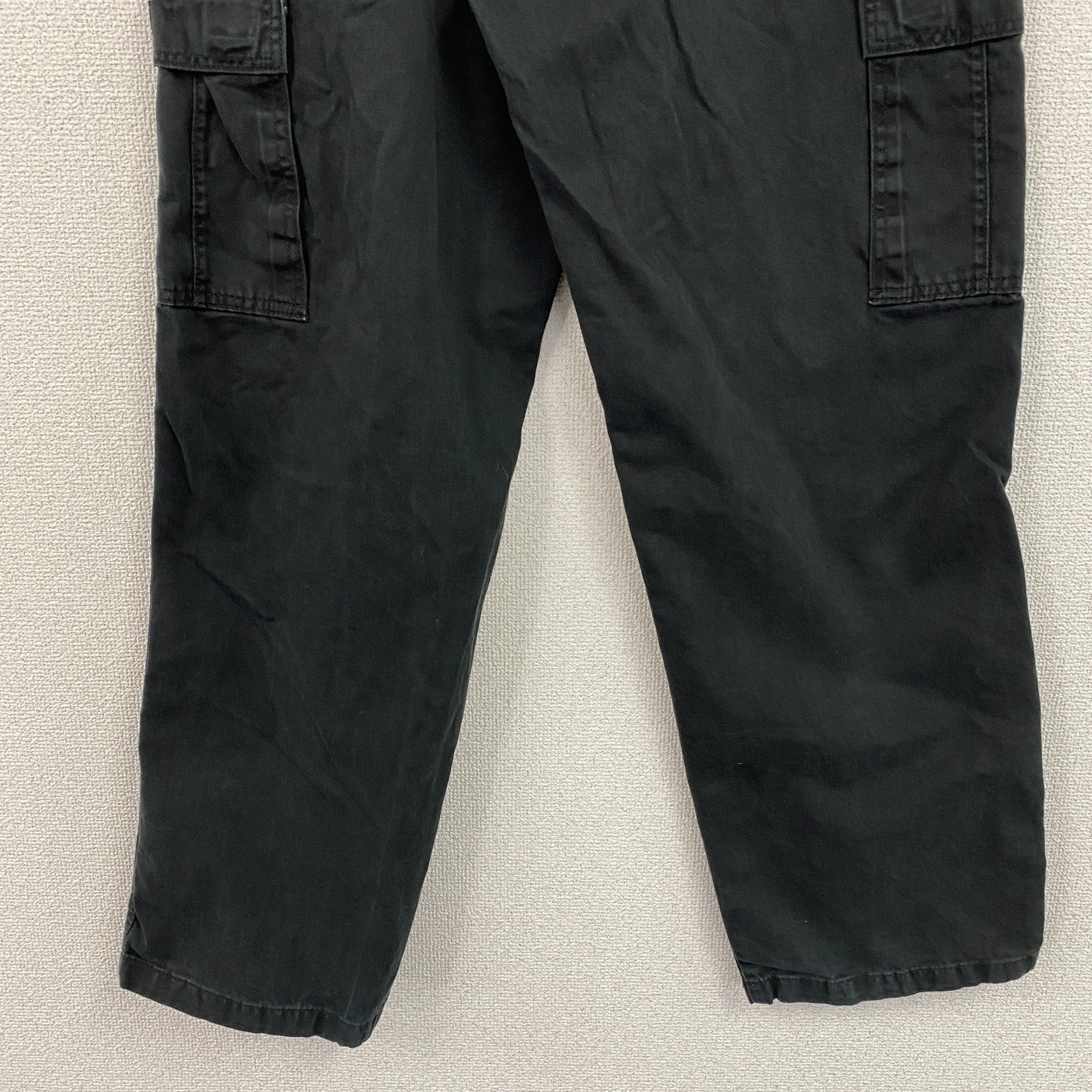Wrangler　ラングラー　カーゴパンツ　ワークパンツ　ジップフライ　ワンポイント　黒　ブラック　32サイズ　古着