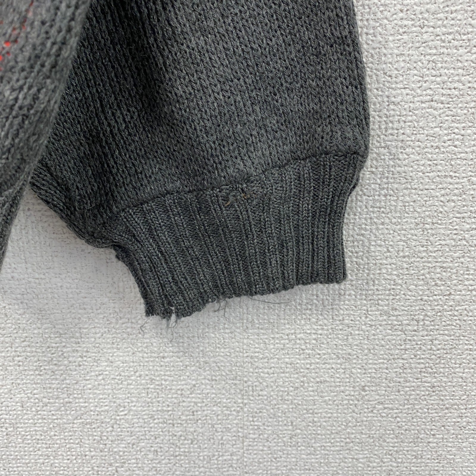 80s　PUMA　プーマ　ウールニットセーター　ヴィンテージ　グレー　灰色　赤　レッド　8サイズ　古着