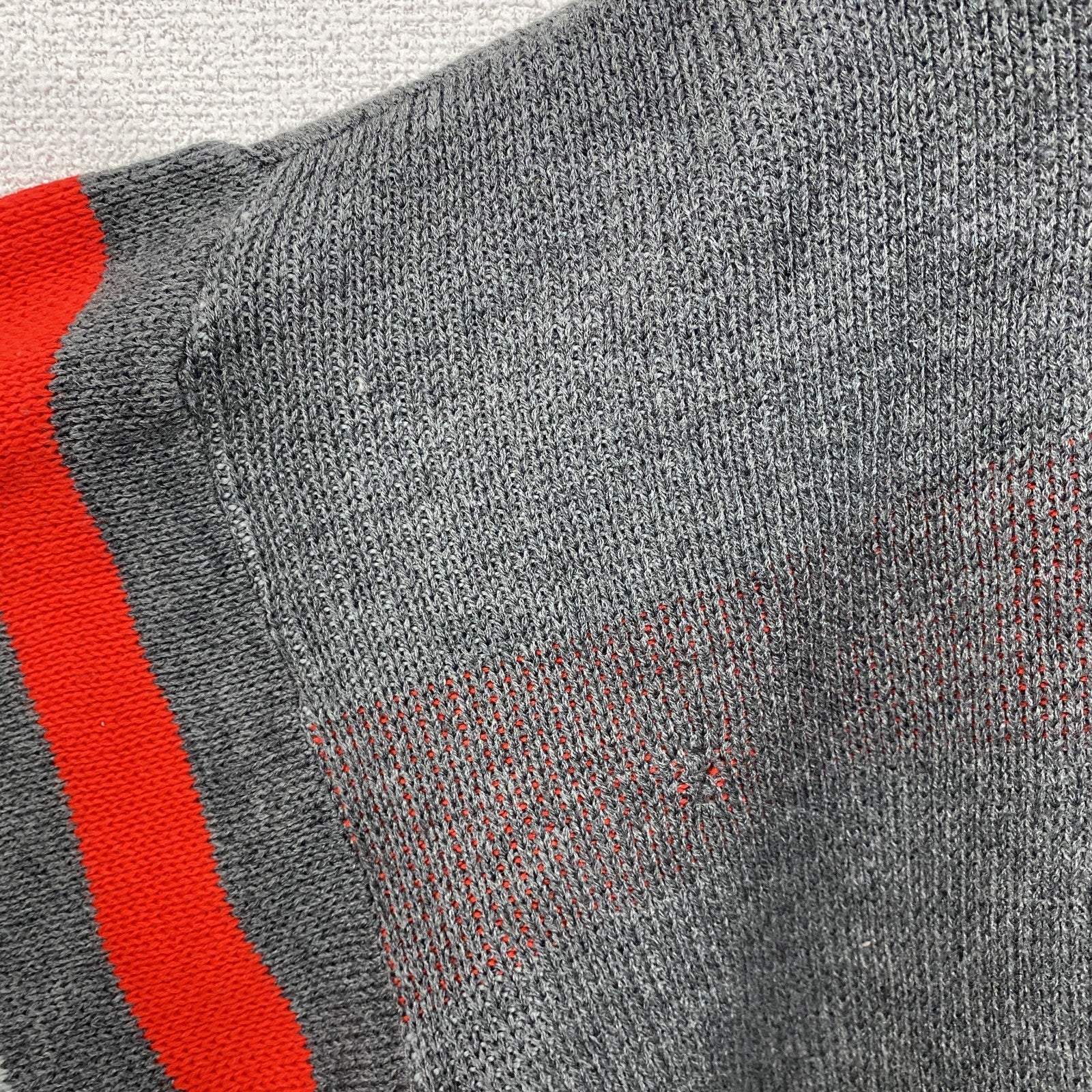 80s　PUMA　プーマ　ウールニットセーター　ヴィンテージ　グレー　灰色　赤　レッド　8サイズ　古着