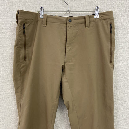 mont-bell　モンベル　ライトトレッキングパンツ　刺繍ロゴ　ベージュ