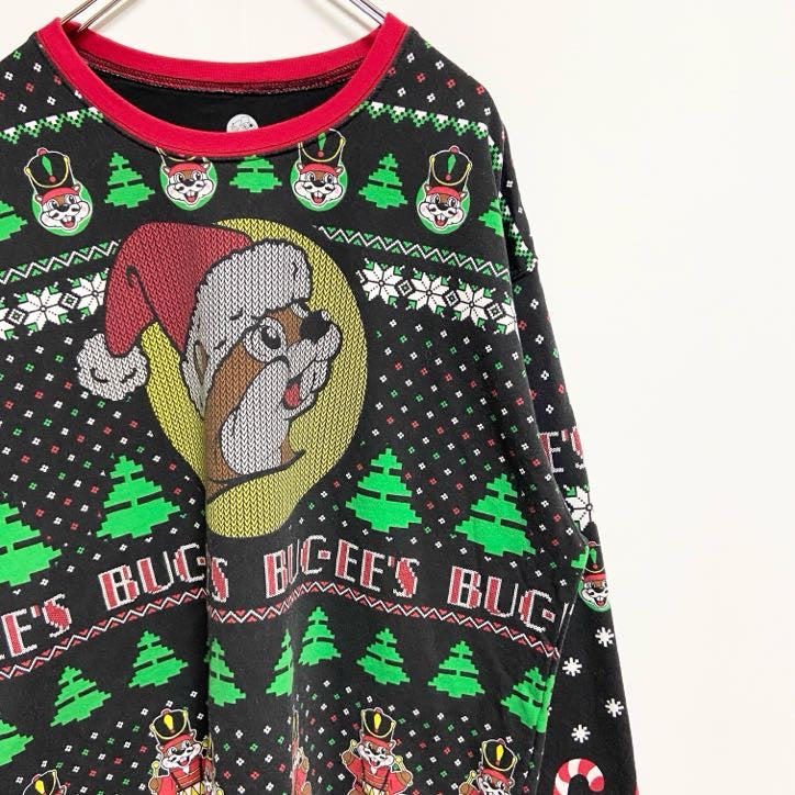 古着 used　BUC-EES　バッキーズ　長袖総柄キャラクタープリントスウェット　トレーナー　クリスマス　サンタ　黒　XLサイズ