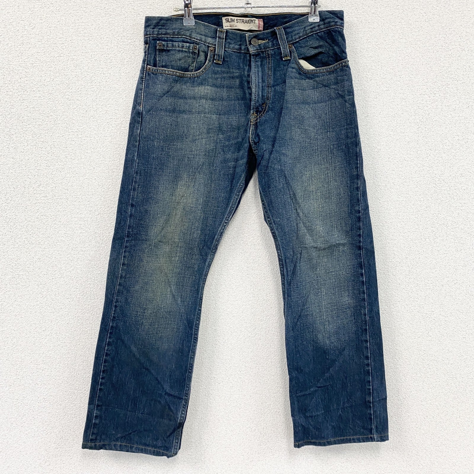Levi’ｓ　リーバイス　SIGNATURE　デニムパンツ/ジーンズ　縦落ち　ジップフライ　インディゴ　W32サイズ　古着
