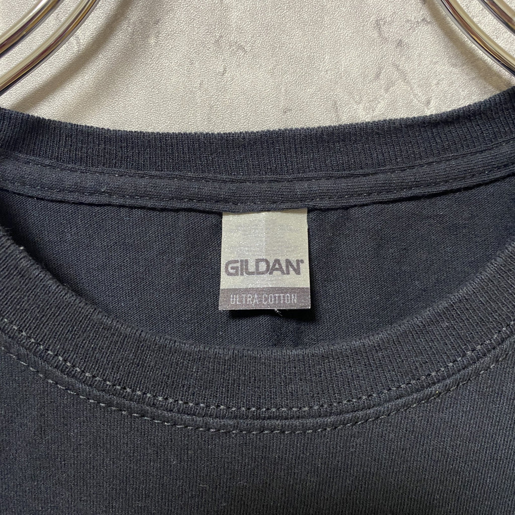 GILDAN　ギルダン　半袖クルーネックプリントTシャツ　バックプリント　黒　ブラック　紫　パープル　個性的　Sサイズ　古着