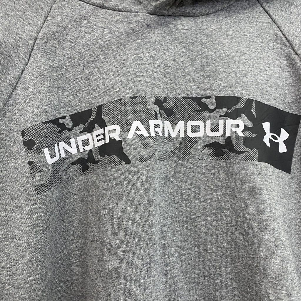 UNDER ARMOUR　アンダーアーマー　スウェットパーカー/フーディー　灰色　グレー　XLサイズ　古着