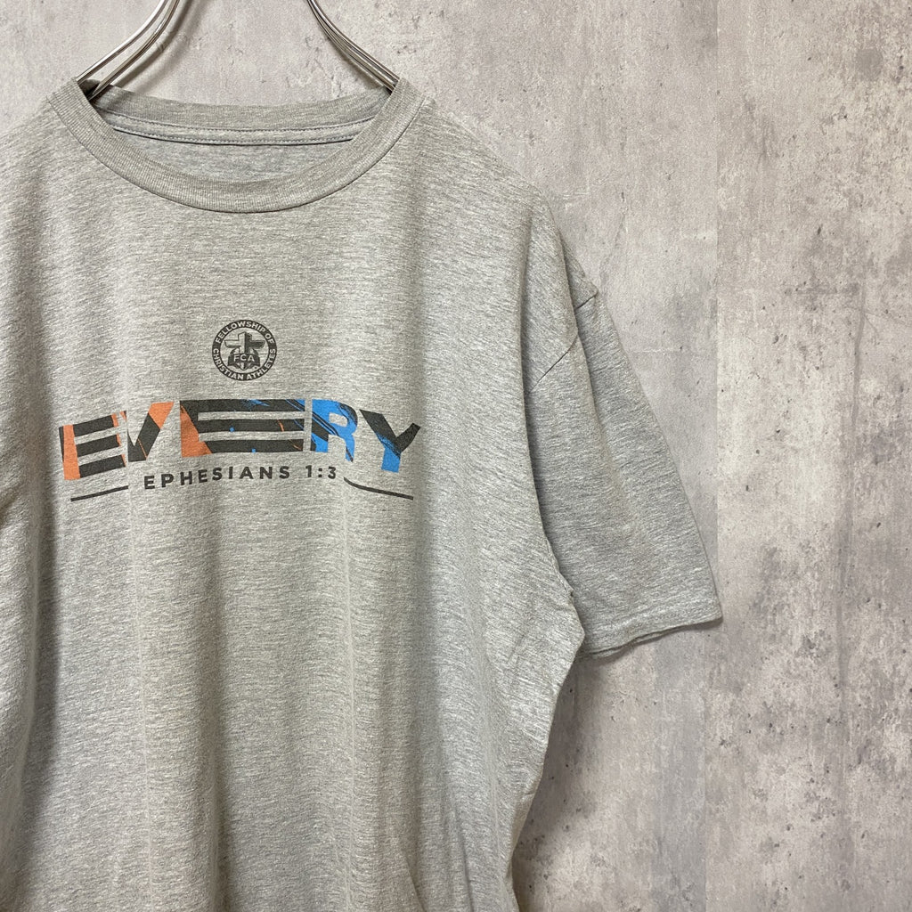 半袖プリントTシャツ　3連プリント　十字架　両面プリント　FCA　デカロゴ　クルーネック　灰色　グレー　古着