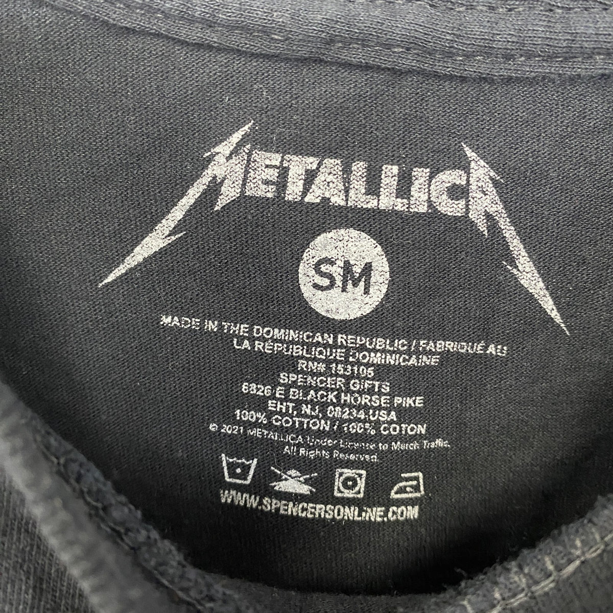 METALLICA　メタリカ　半袖プリントバンドTシャツ　レトロ　ドクロ　クルーネック　黒　ブラック　S,Mサイズ　古着