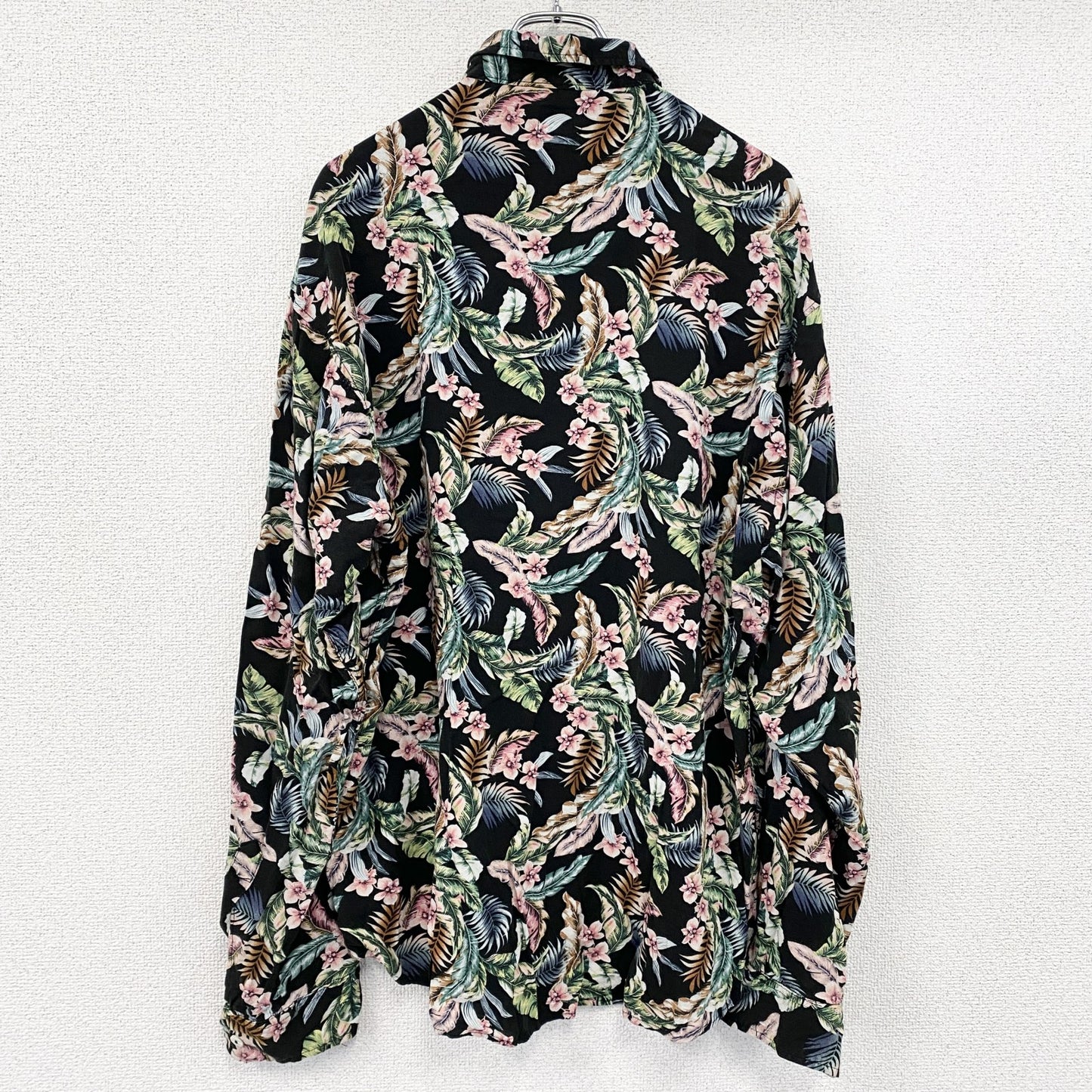 CARDCHE　長袖総柄デザインシャツ　マルチカラー　黒　ブラック　XLサイズ