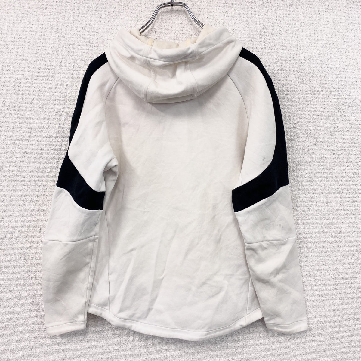 PUMA　プーマ　アノラック　スウェットパーカー/フーディー　白　ホワイト　Mサイズ　古着