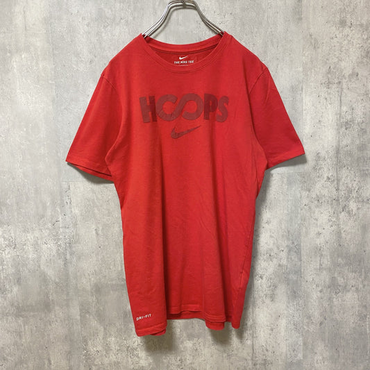 古着 used　NIKE　ナイキ　DRI-FIT　半袖クルーネックロゴプリントTシャツ　スポーティー　レトロ　赤　Mサイズ