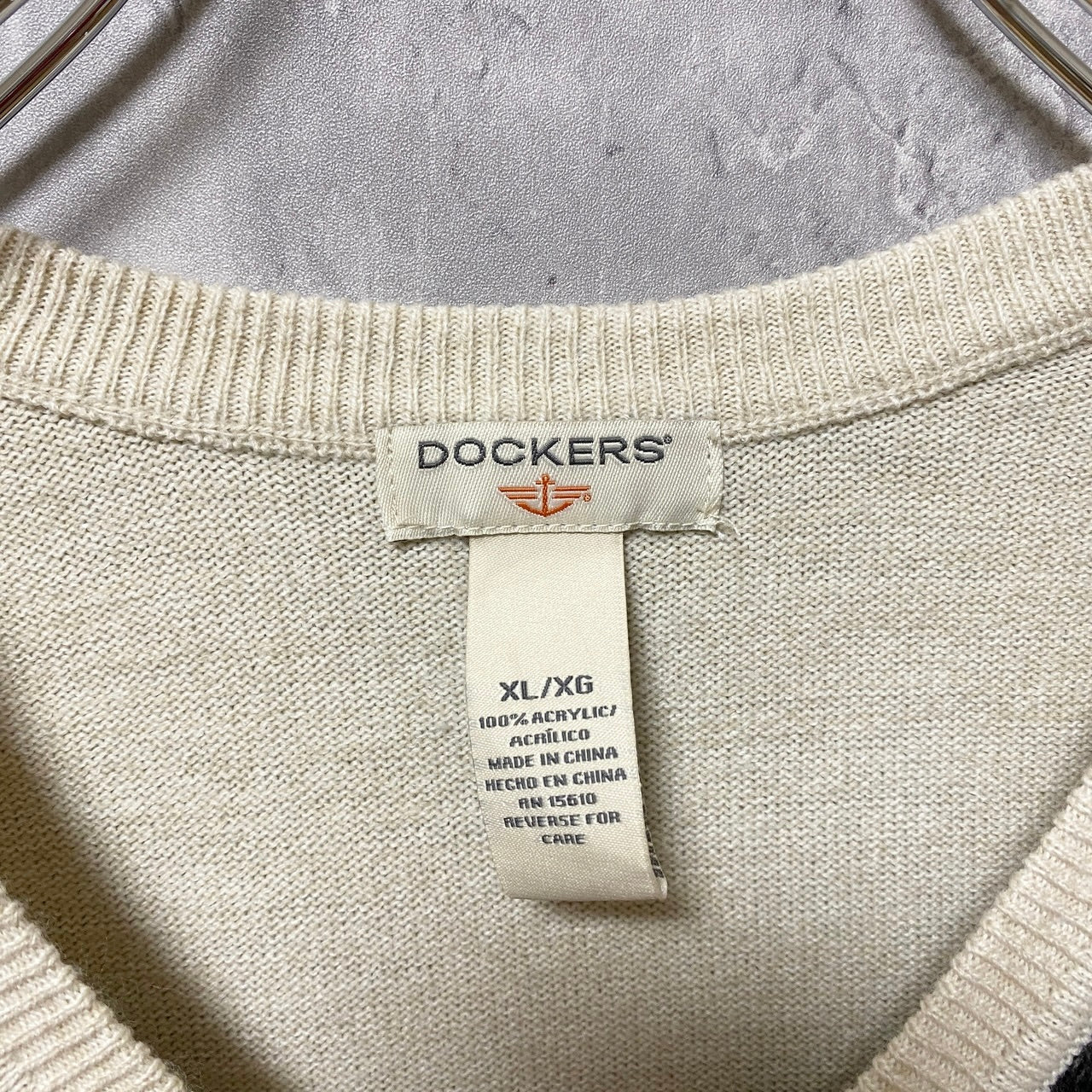 古着 used　DOCKERS　ドッカーズ　アーガイル柄ニットベスト　Vネック　白　ホワイト　オーバーサイズ　XLサイズ