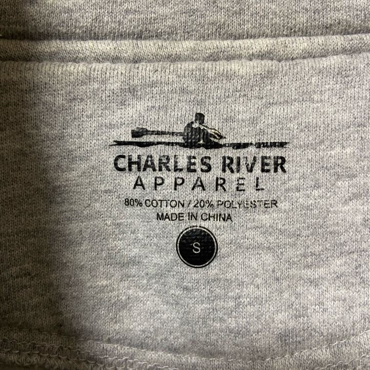 古着 used　CHARLESRIVER　長袖ハーフジップスウェット　トレーナー　ワンポイントロゴ刺繡　グレー　秋冬服