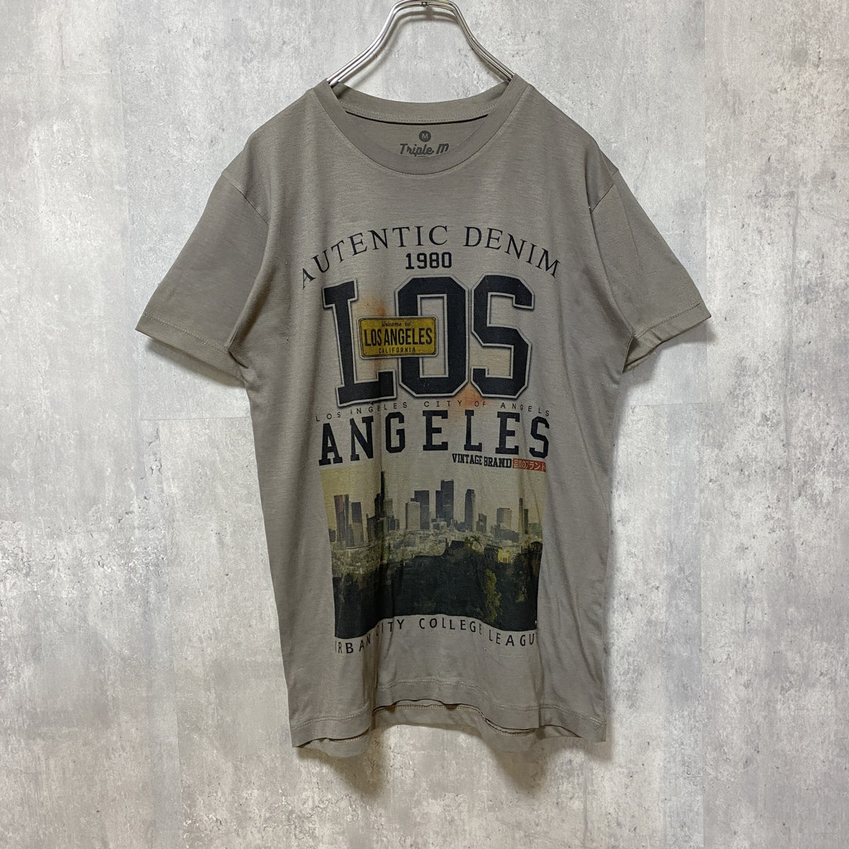 Triple m　半袖プリントフォトTシャツ　ライセンスプレート　Los Angeles　アーチプリント　英字プリント　カーキ　Mサイズ　古着