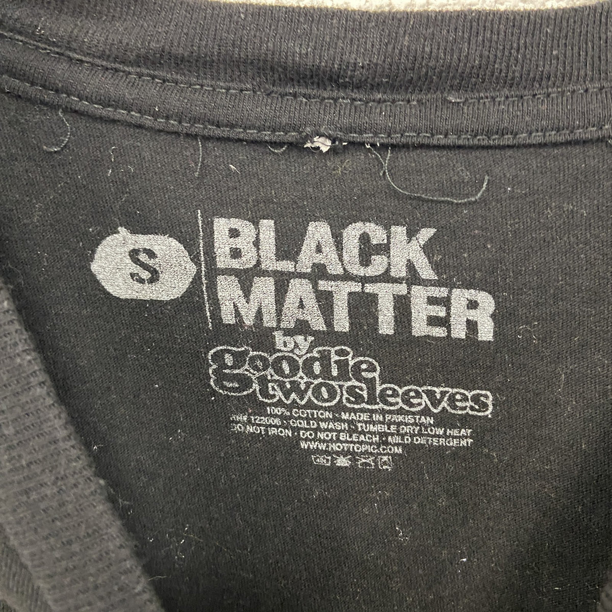 BLACK MATTER　半袖プリントTシャツ　エイリアン　カジュアルデザイン　黒　ブラック　クルーネック　レトロ　Sサイズ　古着