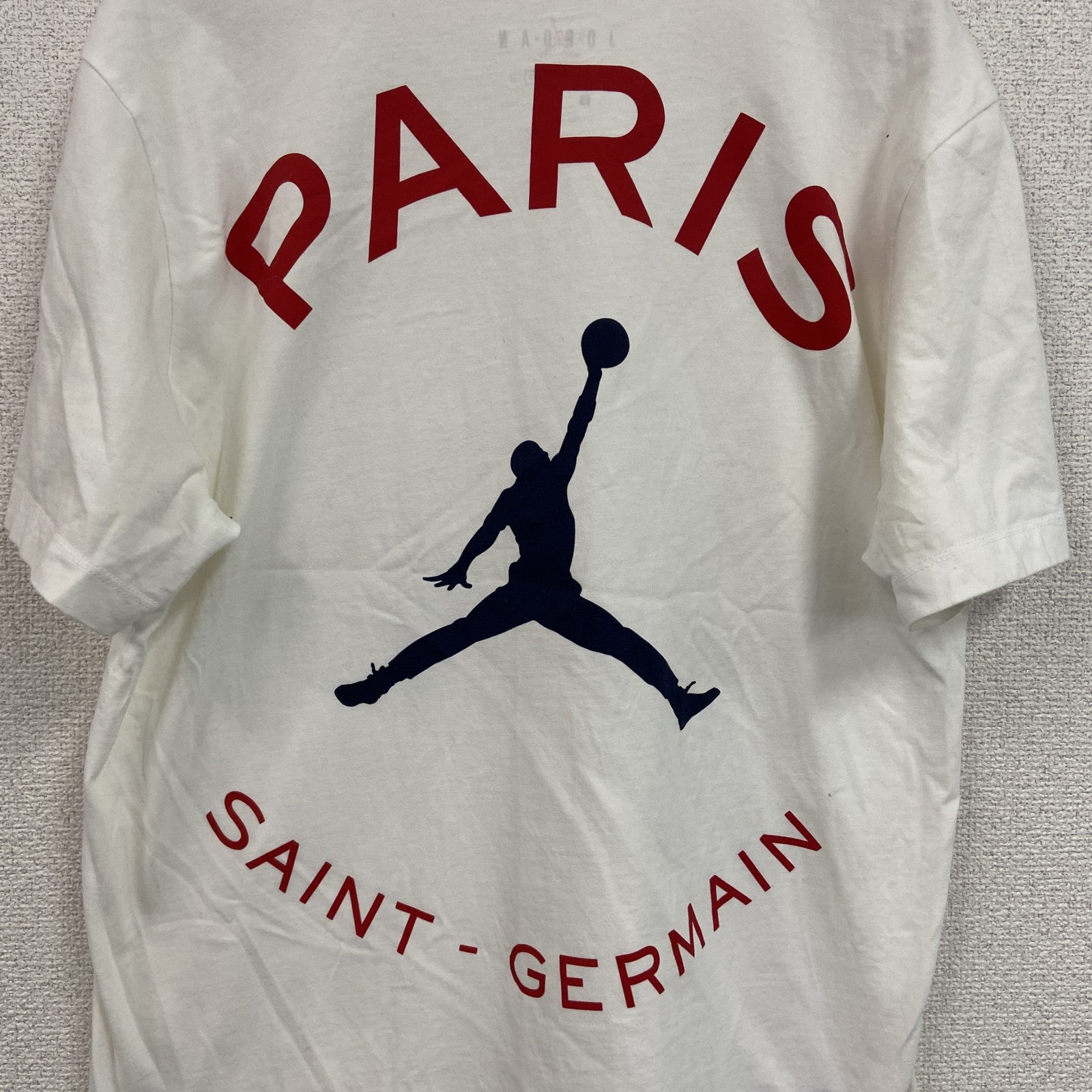 AIR JORDAN　エアジョーダン　PARIS　NIKE　ナイキ　半袖Tシャツ　デカロゴ　白　ホワイト　Lサイズ　　古着