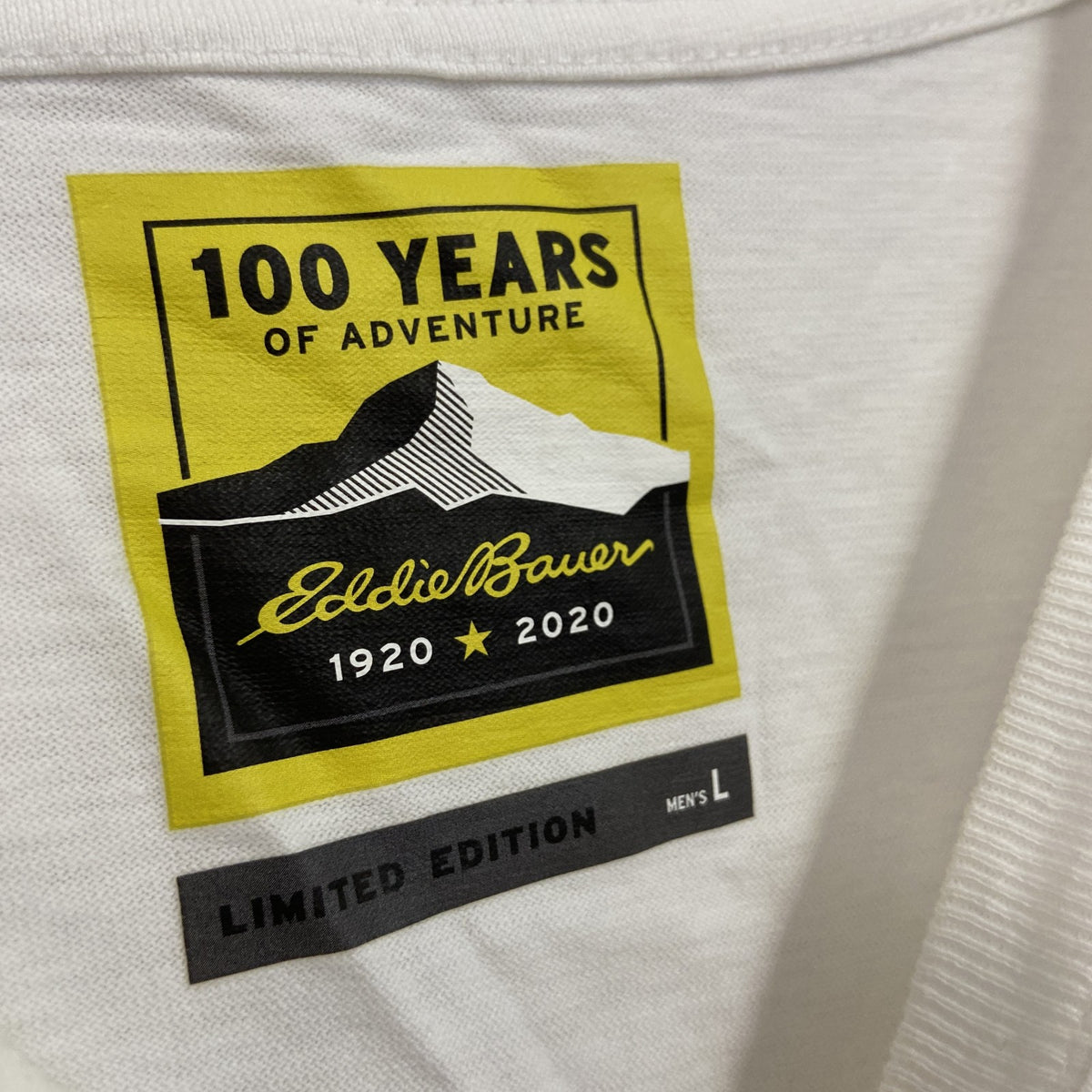 Eddie Bauer　エディーバウアー　半袖Tシャツ　デカロゴ　白　ホワイト　Lサイズ カットソー メンズ コットン 古着