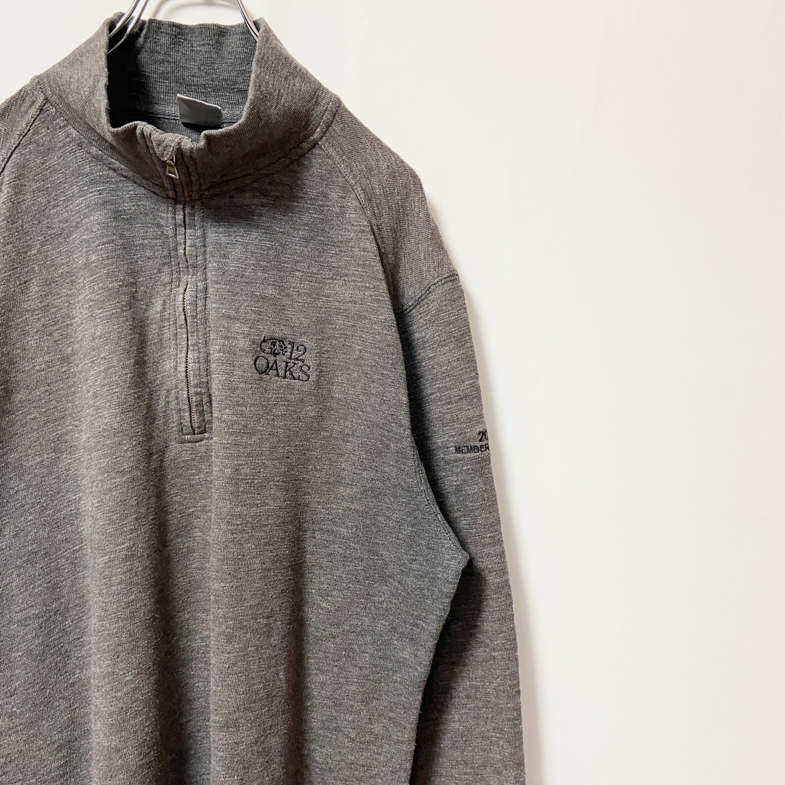 LEVELWEAR　ハーフジップスウェット/トレーナー　フェード　ワンポイント　刺繍ロゴ　ハイネック　ダークグレー　Lサイズ　古着