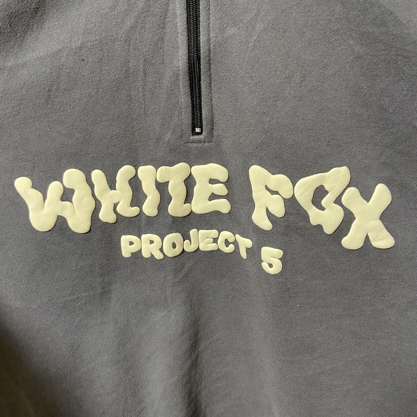 古着 used　WHITEFOX　ホワイトフォックス　長袖ハーフジップスウェット　トレーナー　3Dロゴ　グレー　秋冬服　Lサイズ