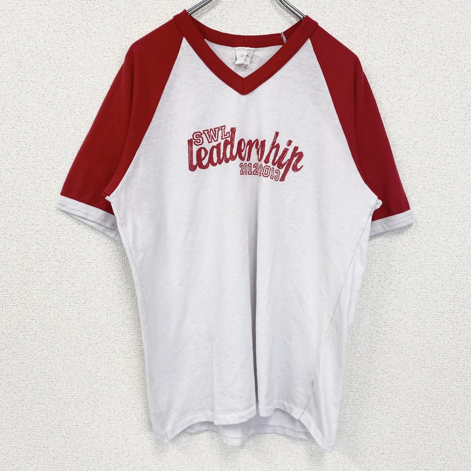 Athletic Knit　半袖プリントTシャツ　Vネック　レトロデザイン　ラグラン　白　赤　レッド　ホワイト　Mサイズ　古着