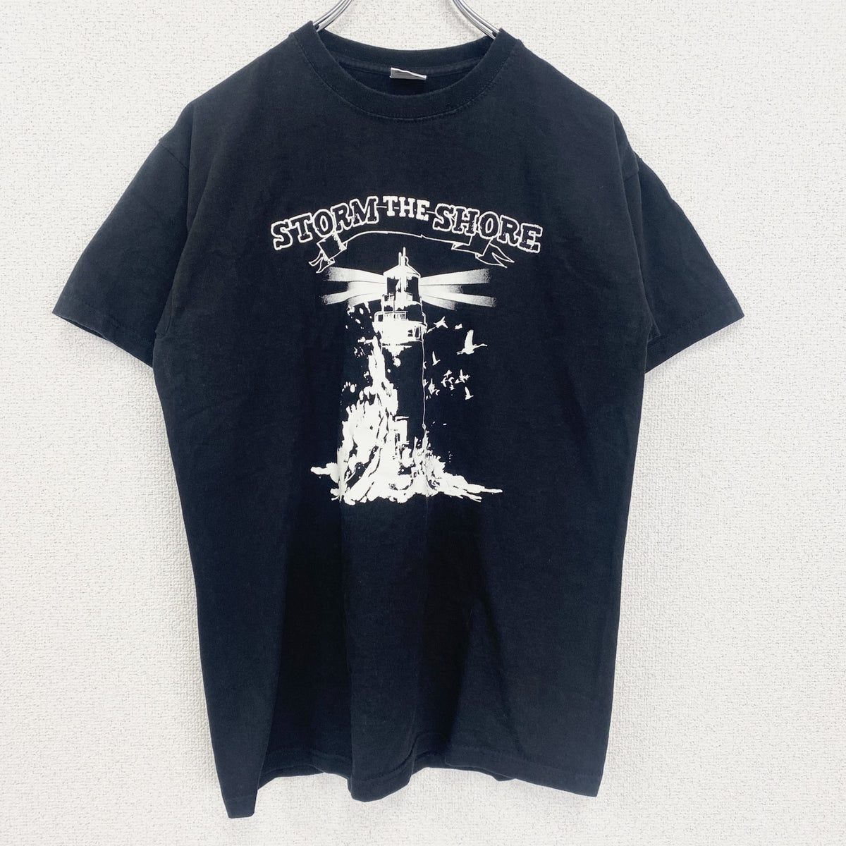FRUIT OF THE LOOM　半袖プリントバンドTシャツ　Storm the Shore　クルーネック　黒　ブラック　Sサイズ　古着