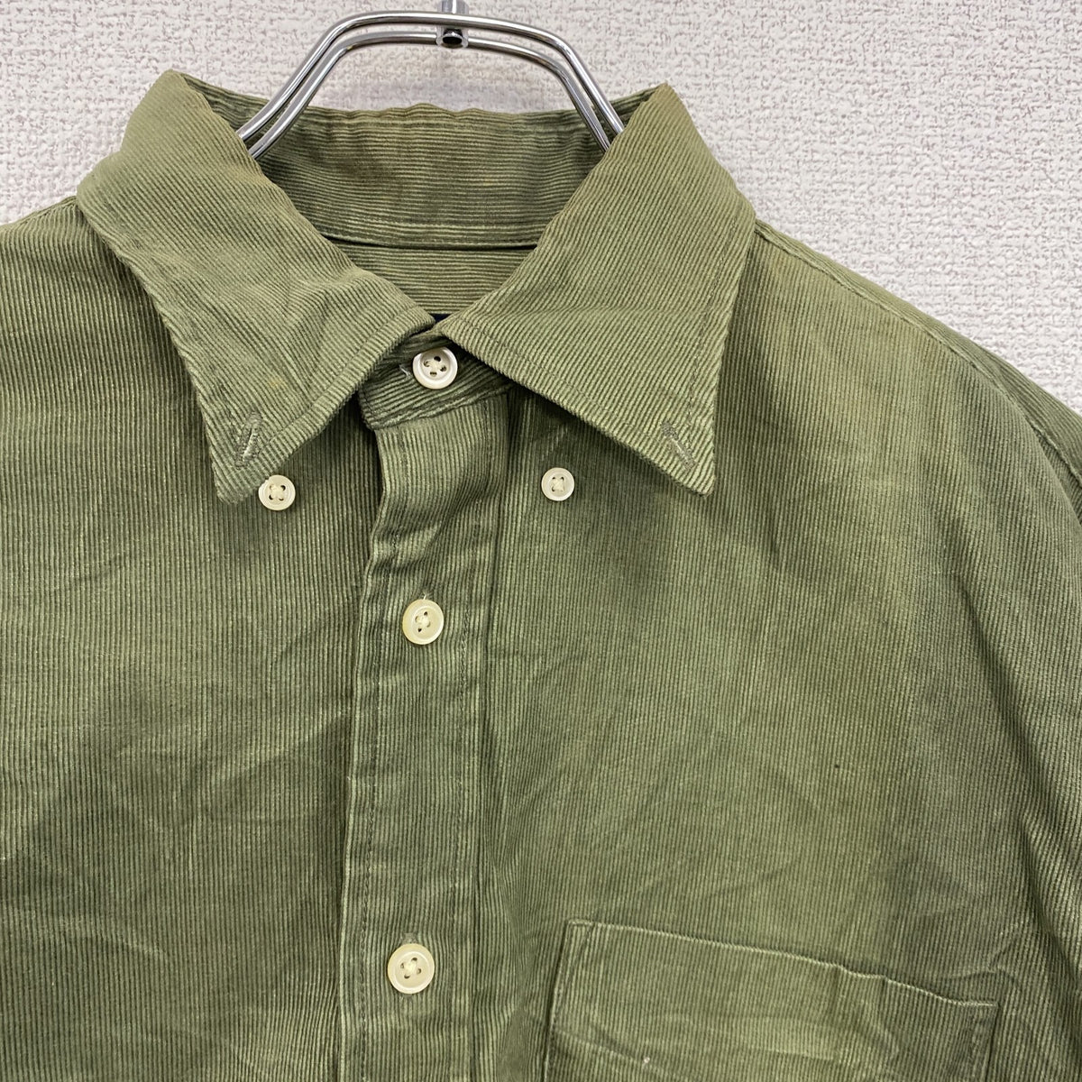 ～00s　OLD UNIQLO　オールドユニクロ　長袖コーデュロイシャツ　ボタンダウンシャツ　カーキ　Mサイズ　古着