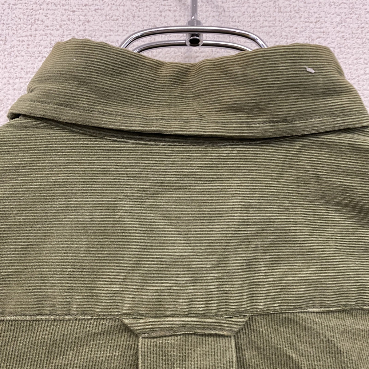 ～00s　OLD UNIQLO　オールドユニクロ　長袖コーデュロイシャツ　ボタンダウンシャツ　カーキ　Mサイズ　古着