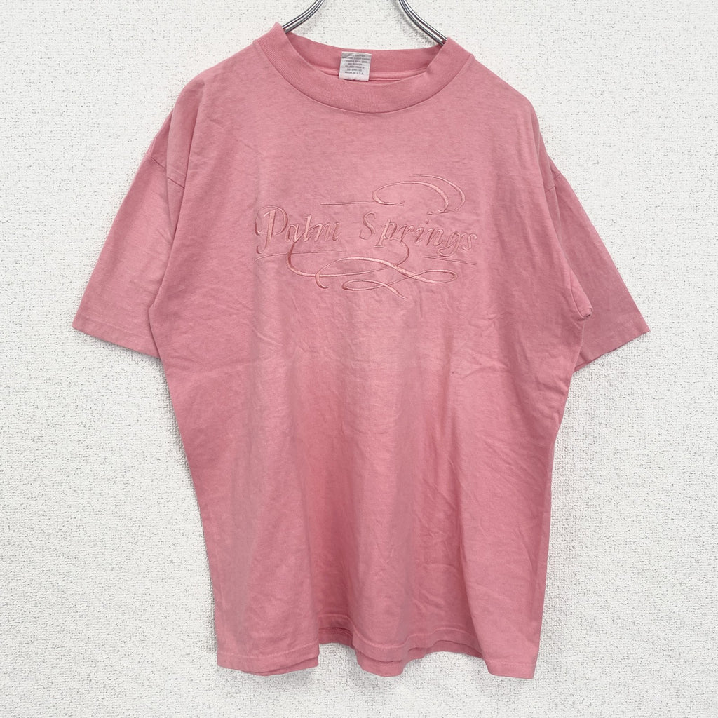 半袖刺繍Tシャツ　90s　レトロデザイン　ヴィンテージ　クルーネック　シングルステッチ　ピンク　Lサイズ　古着