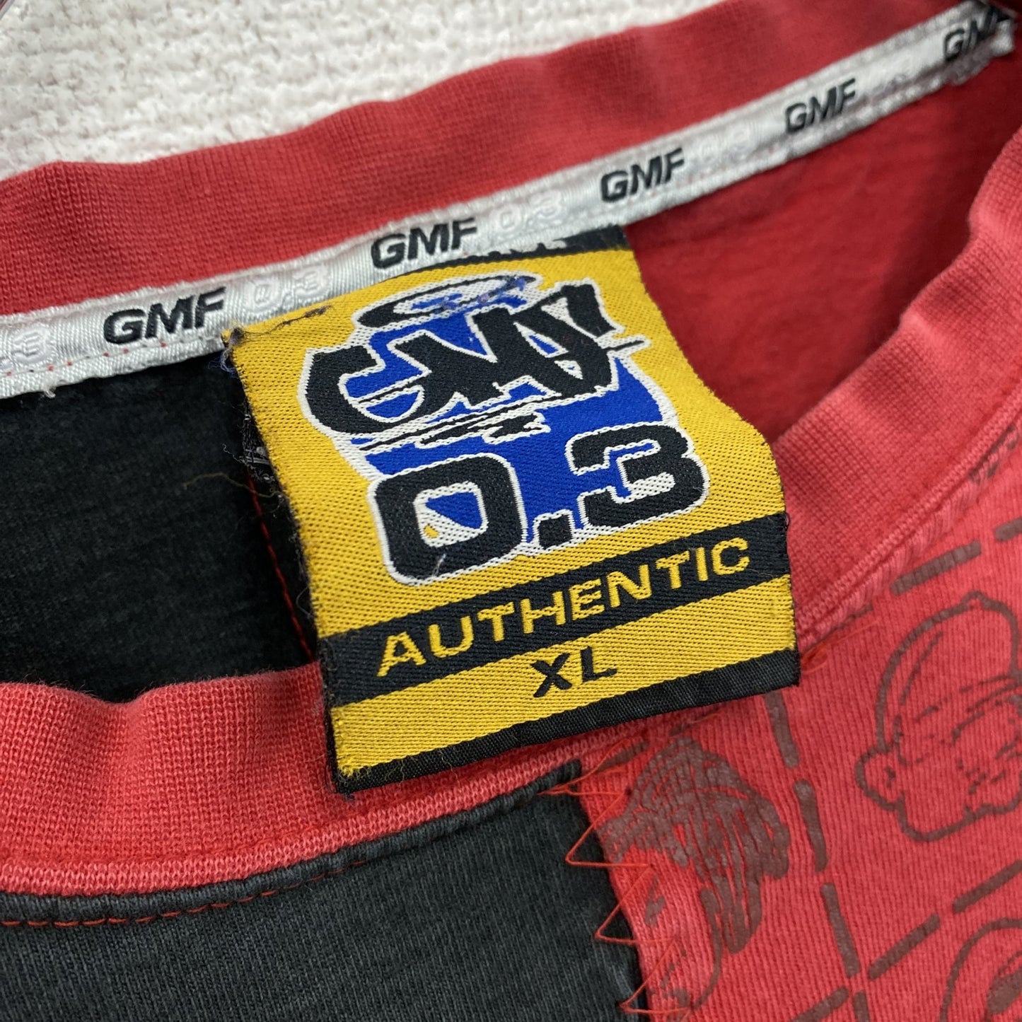 GNS0.3　半袖プリントTシャツ　赤　レッド　黒　ブラック　XLサイズ