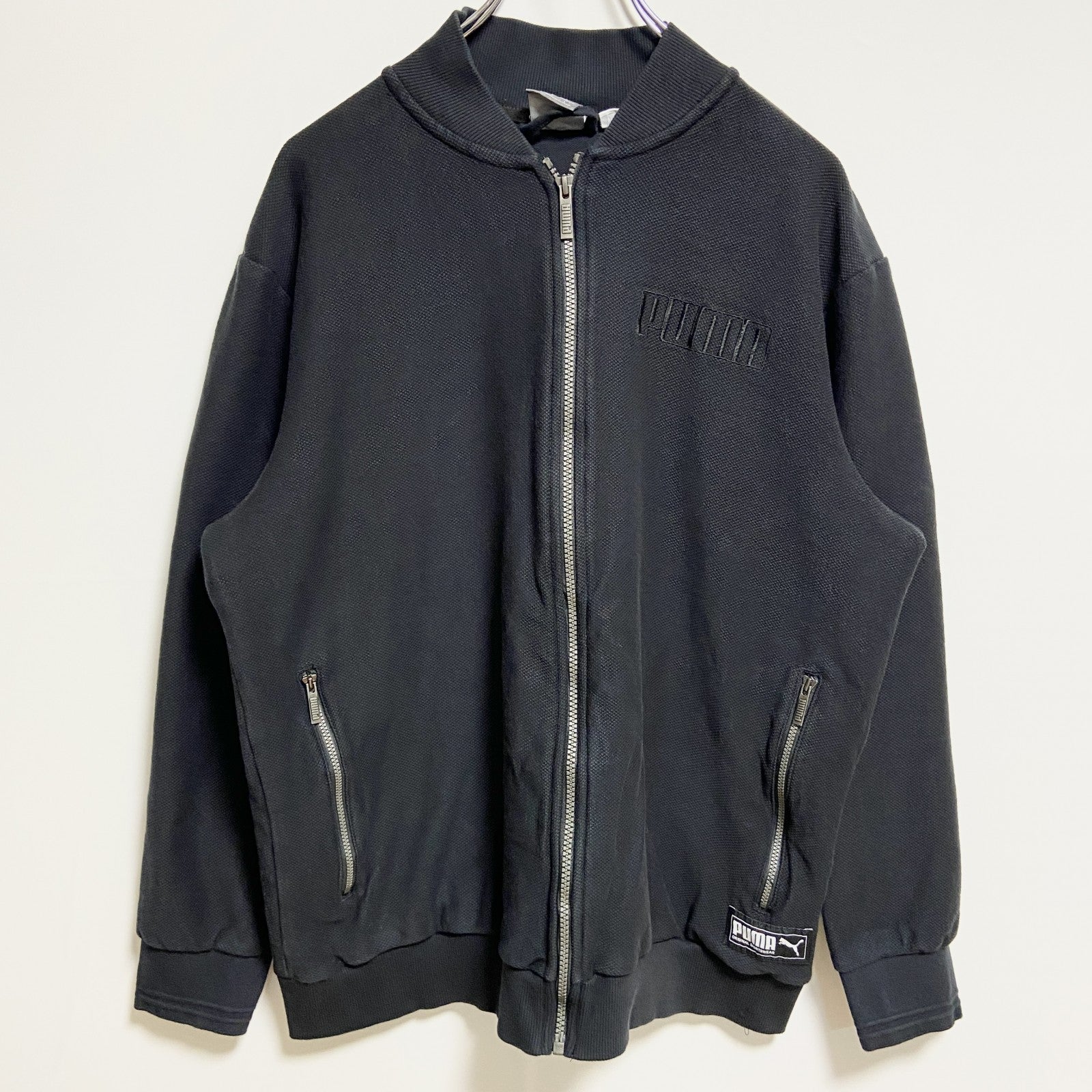 PUMA プーマ　長袖ロゴ刺繍ジップブルゾン　ジャンパー　スポーティー　ブラック　黒　Lサイズ　古着
