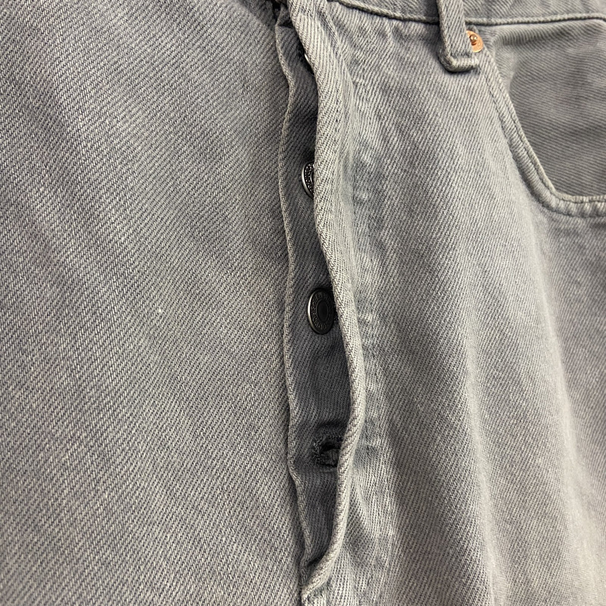Levi's　リーバイス　501　デニムパンツ/ジーンズ　ボタンフライ　灰色　グレー　古着
