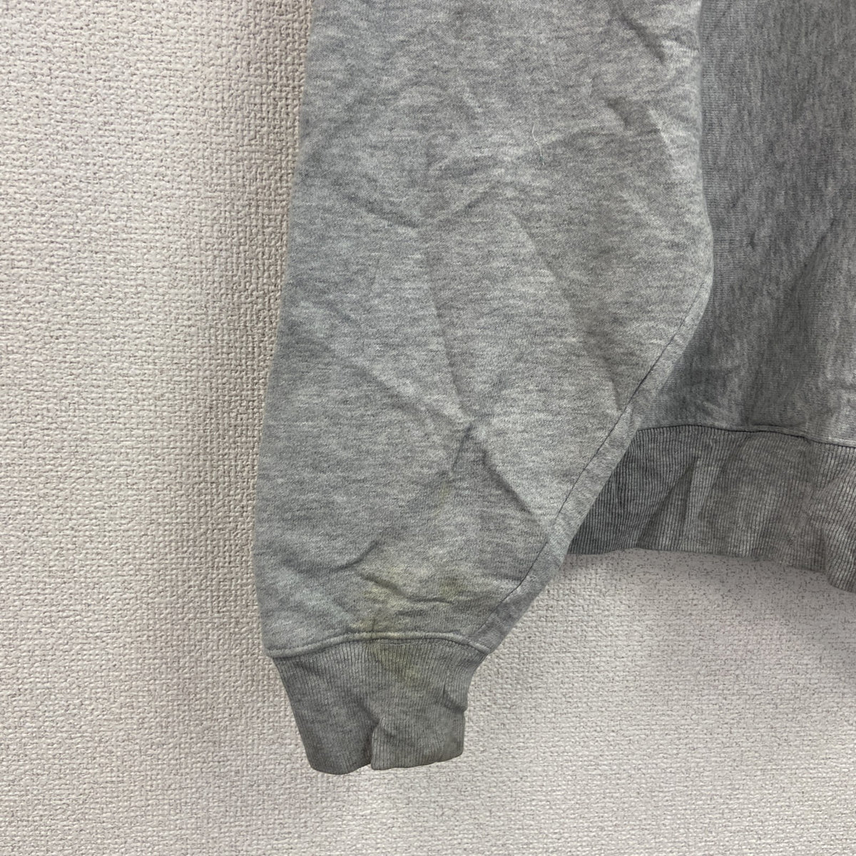 Champion　チャンピオン　スウェットパーカー/フーディー　切り替えカラー　デカロゴ　ワッペン　刺繍ロゴ　灰色　グレー　Lサイズ トレーナー スウェットトップス フード付き 古着